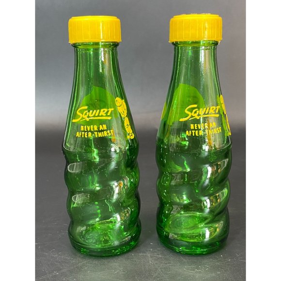 Vintage Squirt Soda Glass Bottle Salt and Pepper Shakers Never An After Thirst - Picture 4 of 9